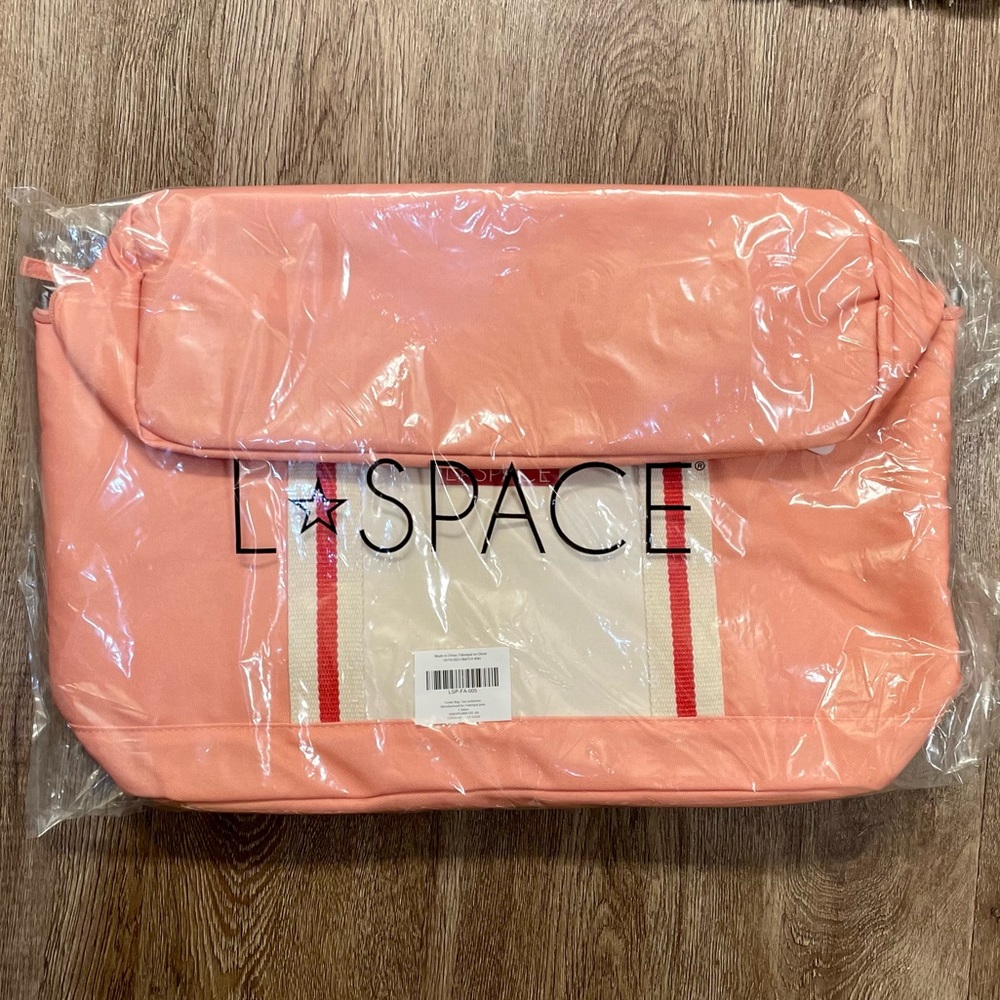 NWT 🧊💞 Coastal Travel Cooler by L*Space